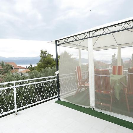 Apartment Magnolia Supetar Oda fotoğraf
