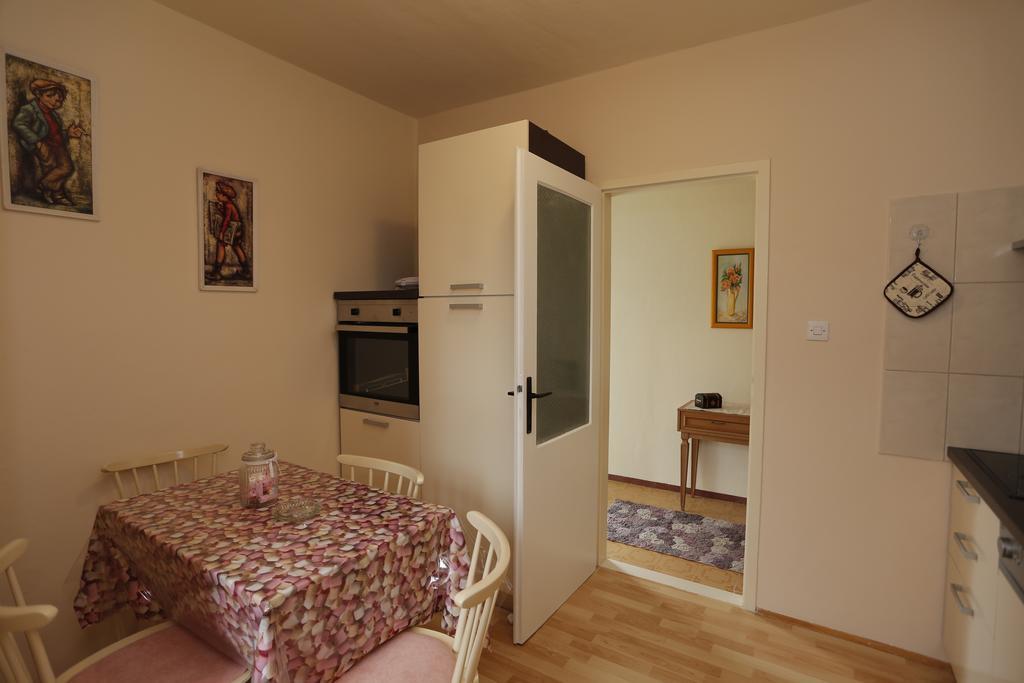 Apartment Magnolia Supetar Oda fotoğraf