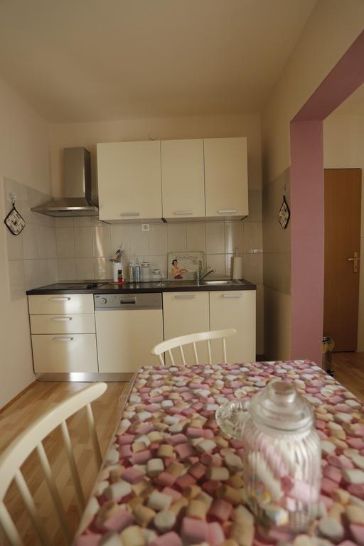 Apartment Magnolia Supetar Oda fotoğraf