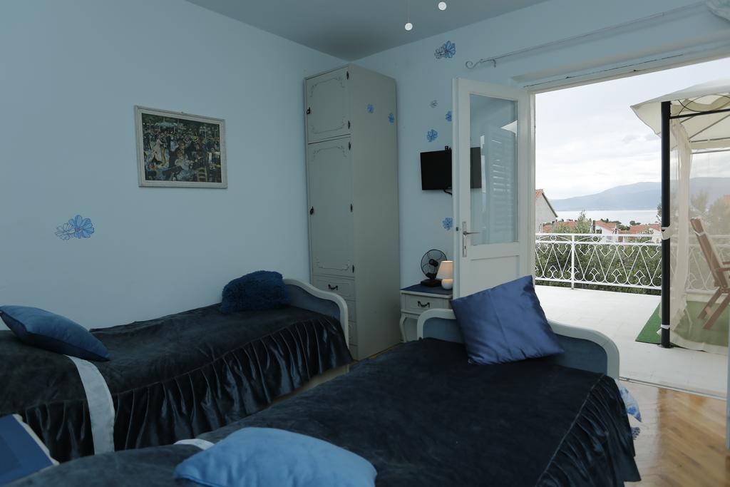 Apartment Magnolia Supetar Oda fotoğraf